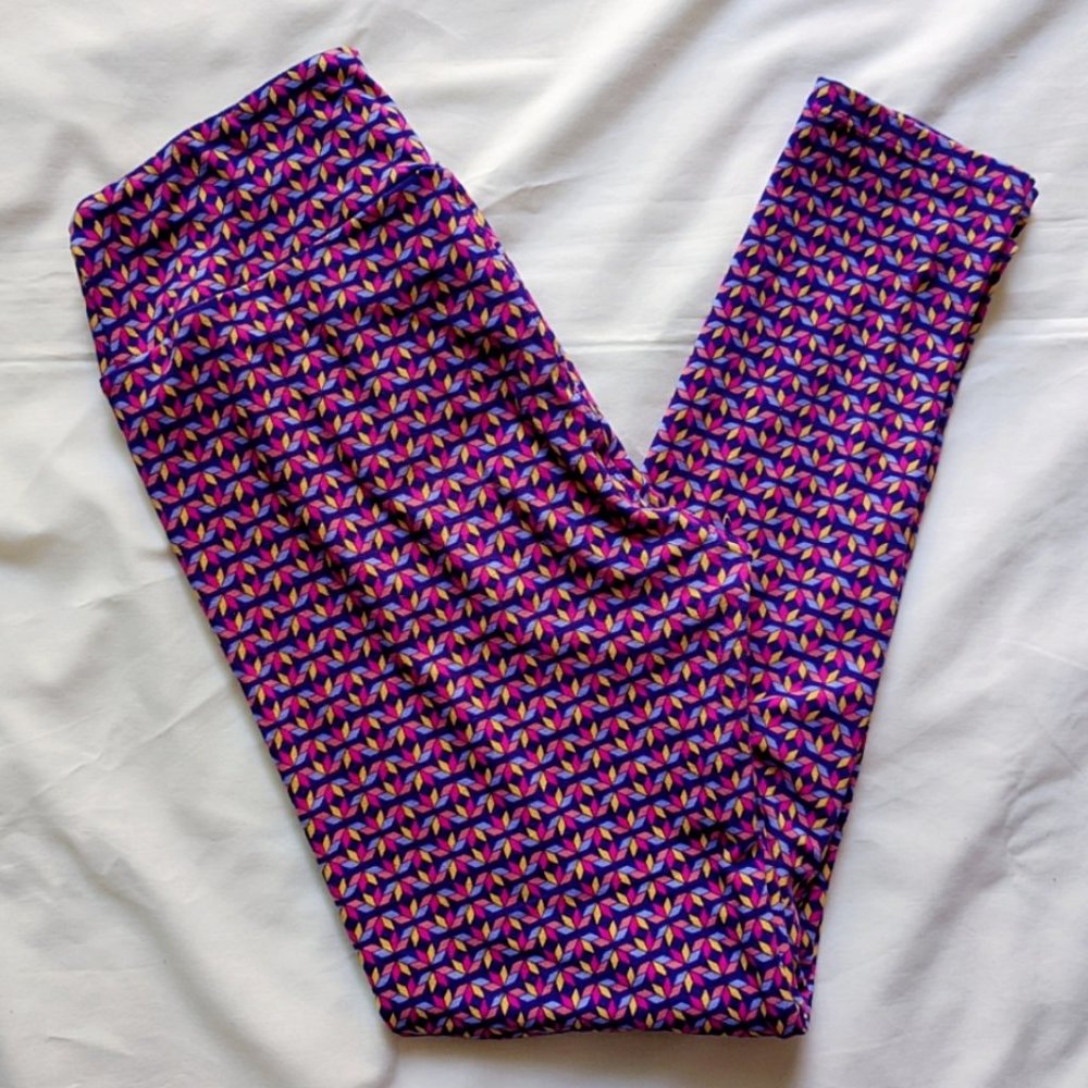 LulaRoe Geometric Star/Floral Print Leggings OS